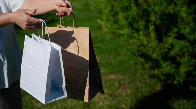 Как подобрать правильный набор продуктов для передачи своему ребенку в загородный лагерь