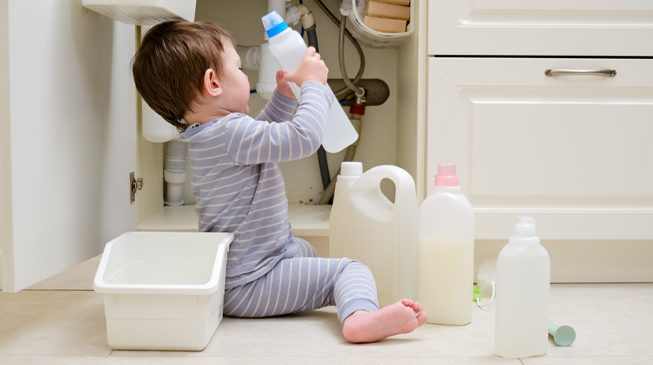 Дети дома: опасные мелочи