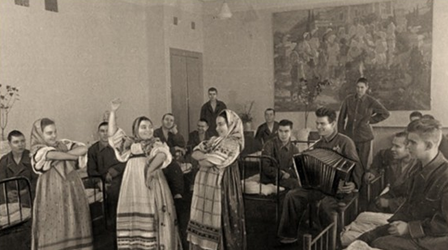 Детская группа театра санитарного просвещения в годы войны