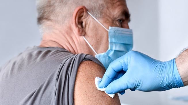 Прививки для самых старших