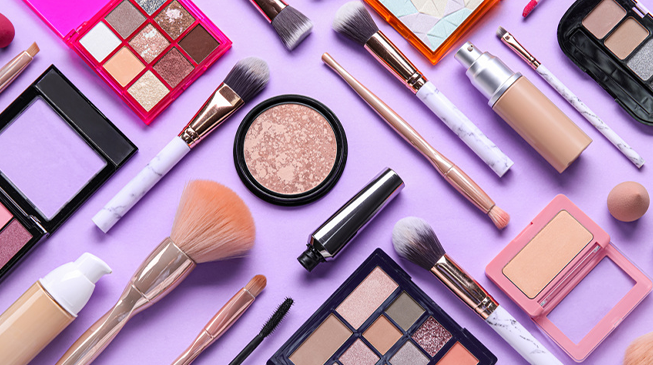 Косметика заражает?