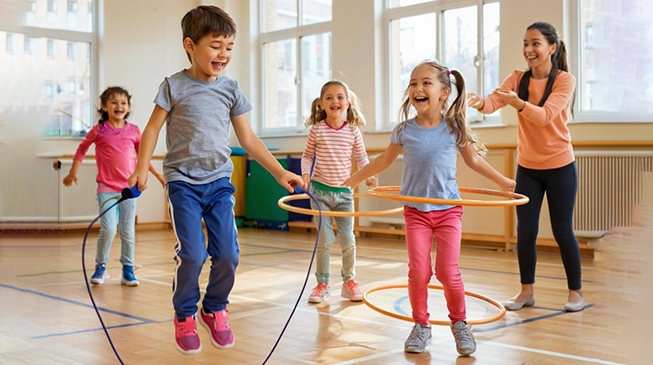 Упражнения для дошкольников с избыточным весом в помещении