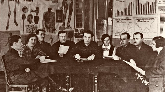 12 февраля – начало формирования санитарного просвещения как государственной системы здравоохранения